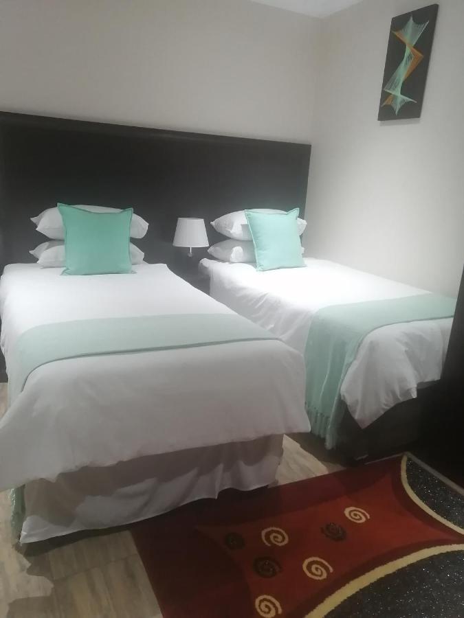 קלרקסדורפ Lala Poa Guest House מראה חיצוני תמונה